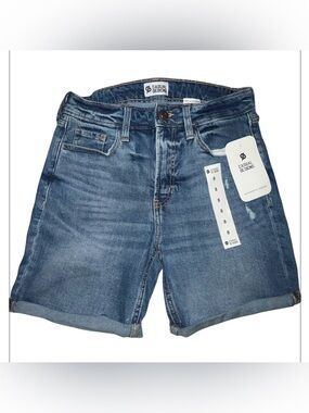 Casual Designs Blue Denim Bermuda Shorts size 8